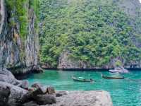 อ่าวมาหยา (Maya Bay) เกาะแสนสวย