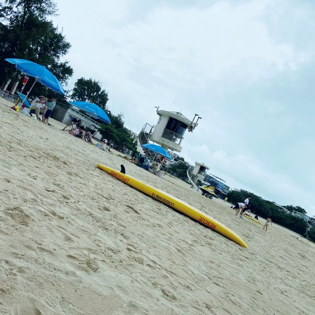 石澳沙灘。！ 陰天 ， 聽著海濤聲！忘憂谷 ！