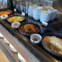 Breakfast at Hyatt Regency’s Market Cafe