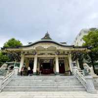 【大阪府】インパクト抜群の難波八阪神社を参拝！