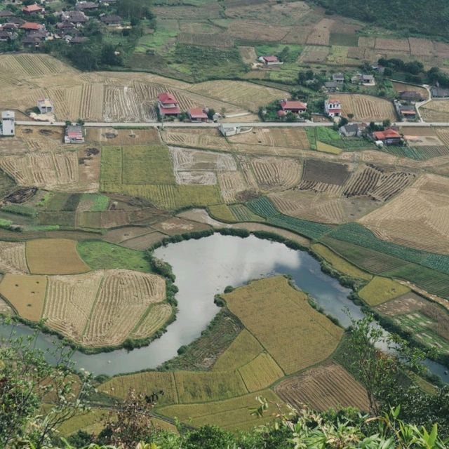 Nà Lay Peak