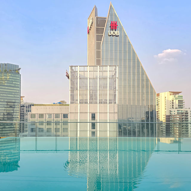 Hilton Sukhumvit Bangkok Hotel