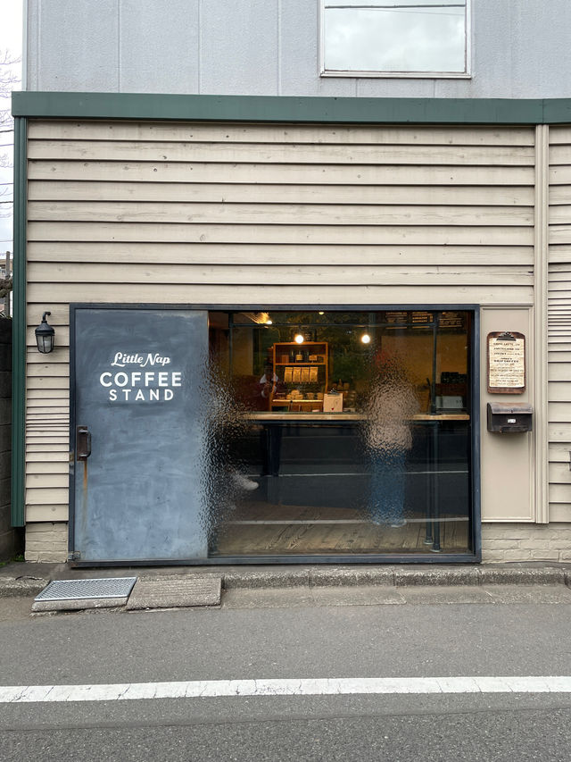 수지도 다녀간 도쿄 기찻길 감성 카페☕️
