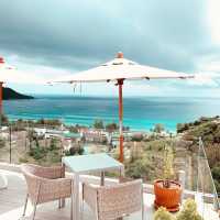 คาเฟ่วิวทะเลสุดปัง The Sundeck ภูเก็ต