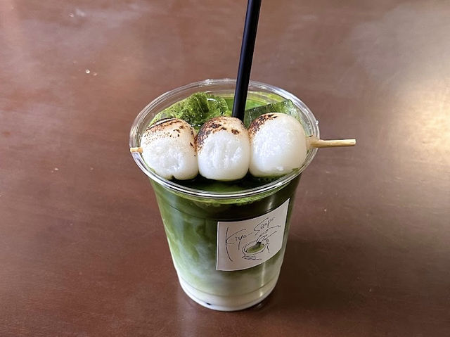 Kiyo-Sanpo คาเฟ่ขนมหวานดังโงะชาเขียวเกียวโต