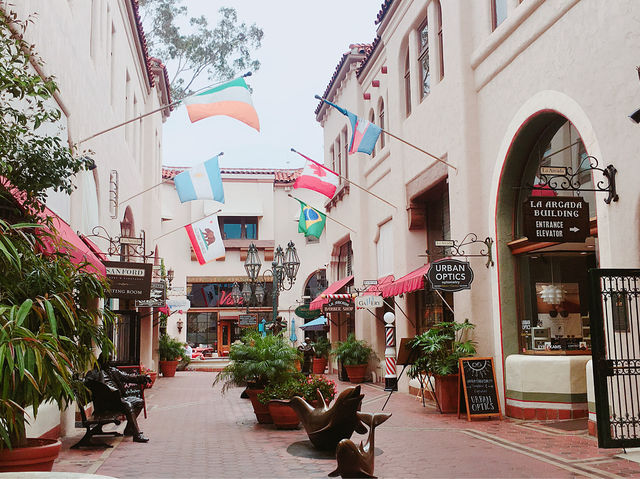산타바바라의 숨겨진 보석💎  LA ARCADA