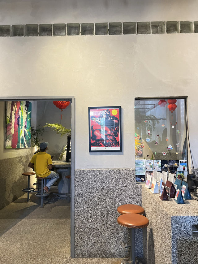 UPR Factory cafe 