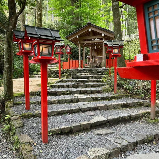 小國神社：日本神道文化的優質目的地，悠久歷史傳統，感受神聖氛圍