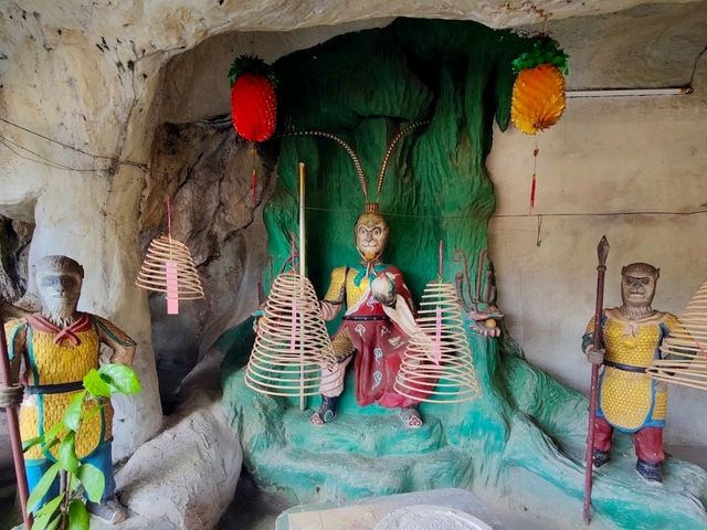 Ling Sen Tong Temple