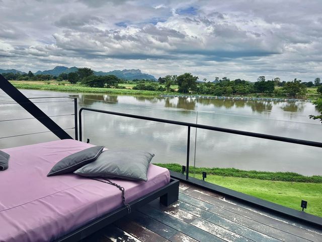 Cross River Kwai รีสอร์ทสวยริมแม่น้ำ