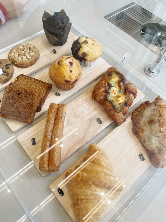 คาเฟ่สุดชิค Green & Been Cafe เพลินจิต