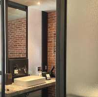 U.I.J Hotel & Hostel - 友愛街旅館