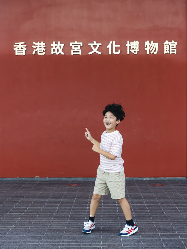 「法國百年時尚」同「圓明園─清代皇家園居文化」特展，優惠禮物等你換！