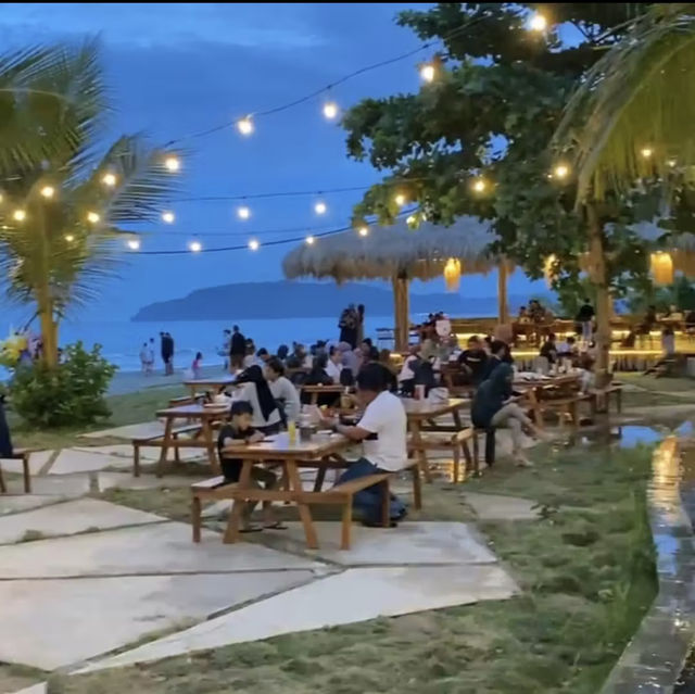 Cafe hopping for summer holiday