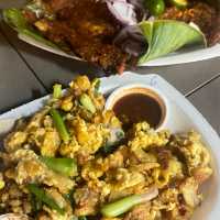 Singapore Famous Hawker Local Food at 85 Bedok. 