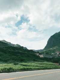 黃金瀑布：點亮台北的瀑布