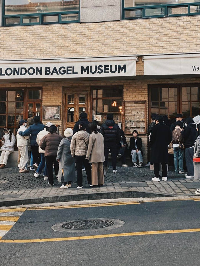 首爾 紅翻天的「London Bagel Museum」 你吃了嗎