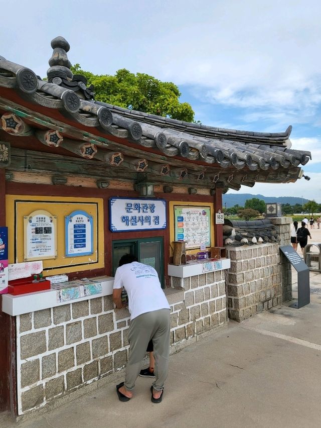 일몰무렵 더 아름다운 경주 첨성대