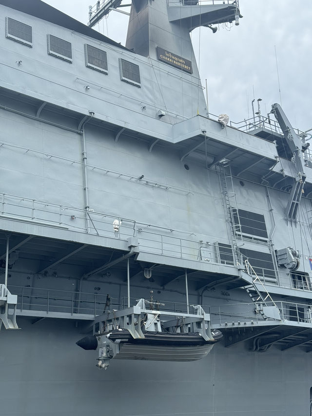 เที่ยวเรือหลวงจักรีนฤเบศร ชลบุรี⛴️