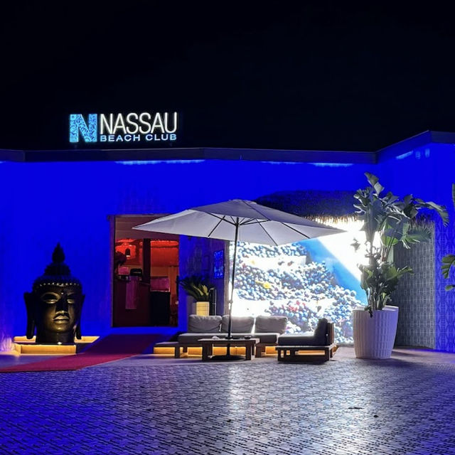 "伊比薩島Nassau Beach Club"
