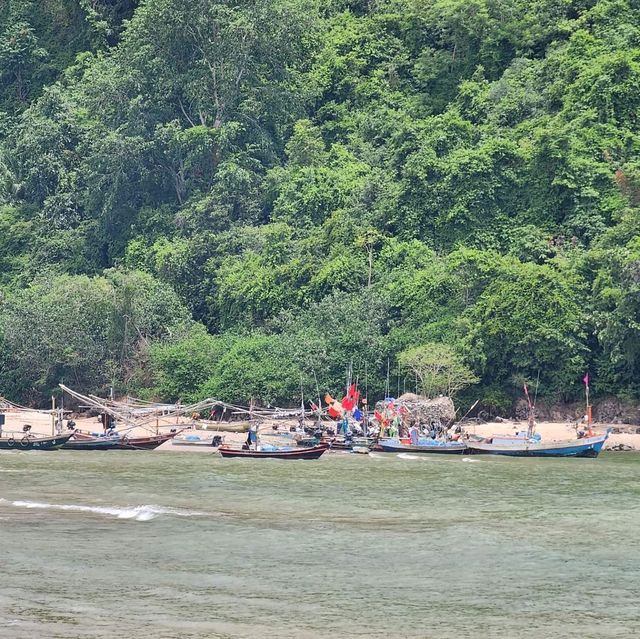 หาดบางเบิด ชุมพร