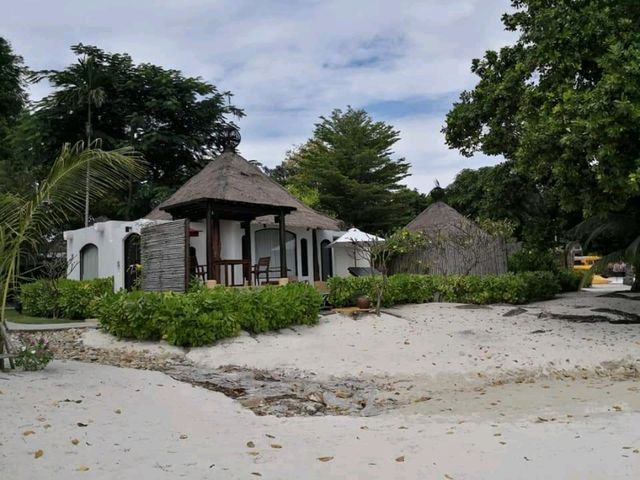 รีวิว Paradee resort อ่าวกิ่ว