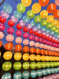 香港打卡｜超美的七彩燈籠隧道🌈