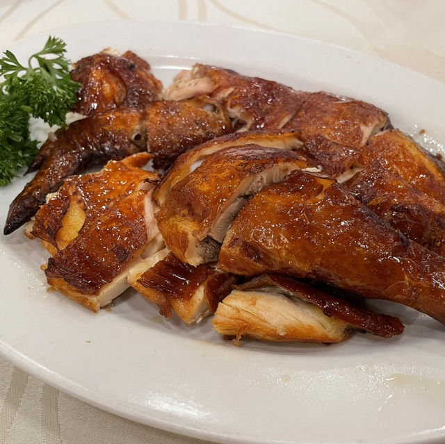 酒樓有很多抵食孖寶