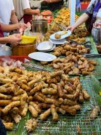 เดินเลือกซื้ออาหารเจกันเถอะ