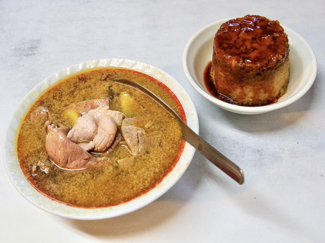 【台湾・台北】ごま油香る新鮮内臓スープ🐷