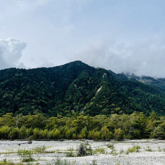 秋天行山好去處 —上地高