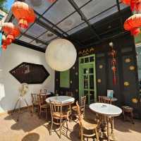  “AMA Cafe”