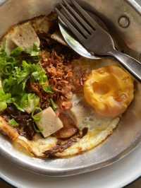 ร้าน..โกเผือกโกดำ