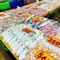 ตลาดประมงพื้นบ้านอ่างศิลา