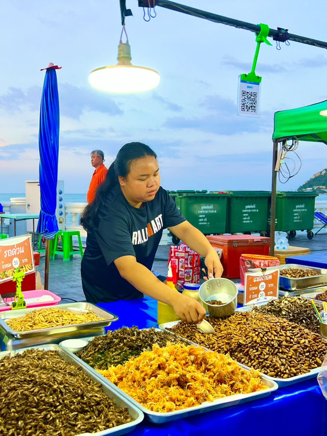 Bangsaen Walking Street