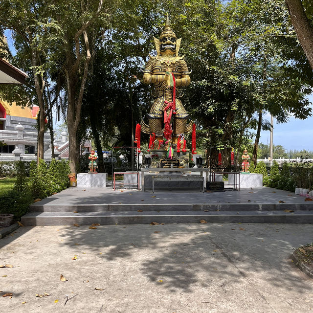 วัดละหารไร่ (หลวงปู่ทิม)