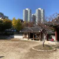Dongmyo (Eastern Shrine) ความสงบเงียบในดงเมียว