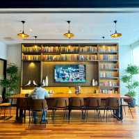 Convenient and Cozy Stay Near the Airport