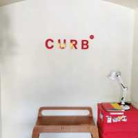 Curb Cafe คาเฟ่ในบ้านสไตล์มินิมอล