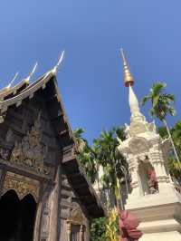  Wat Phra Singh: A Jewel of Chiang Mai