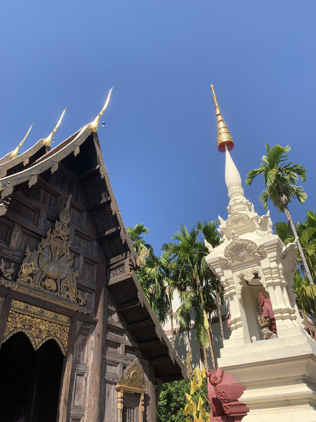  Wat Phra Singh: A Jewel of Chiang Mai
