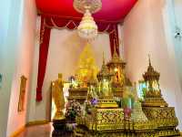 สักการะท้าวเวสสุวรรณที่วัดราษฎร์ศรัทธา(ท้ายดอน)