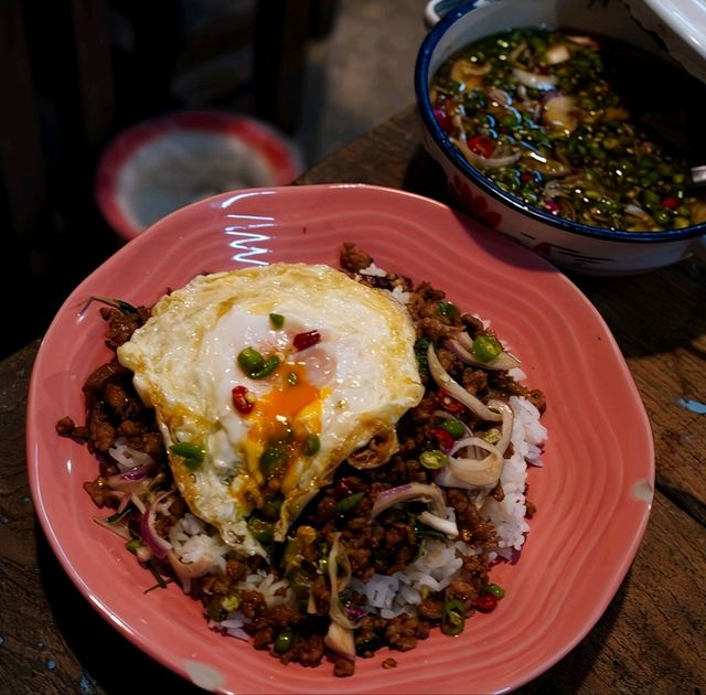 泰國北碧_Heyday Noodles_復古風格打拋小餐館