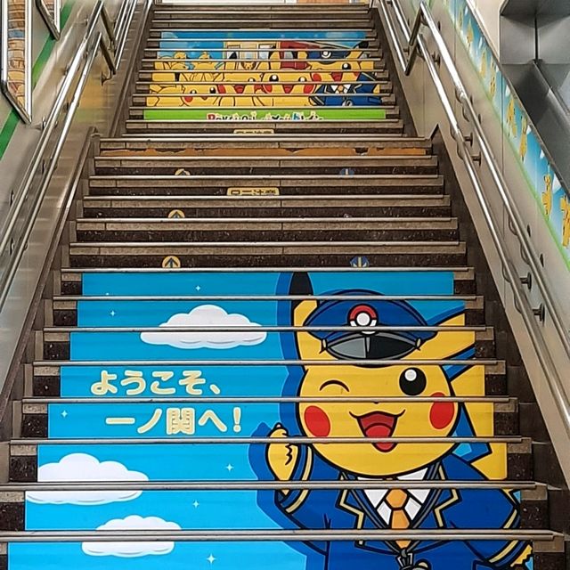 POKÉMON with YOU Train รถไฟปิกะจู So cute