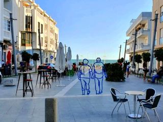 カディスの海岸沿いの町