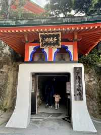 [生口島]豪華絢爛！圧巻の建築美を誇る寺院