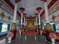 ชมสถาปัตยกรรมปูนปั้นที่งดงาม มีเอกลักษณ์