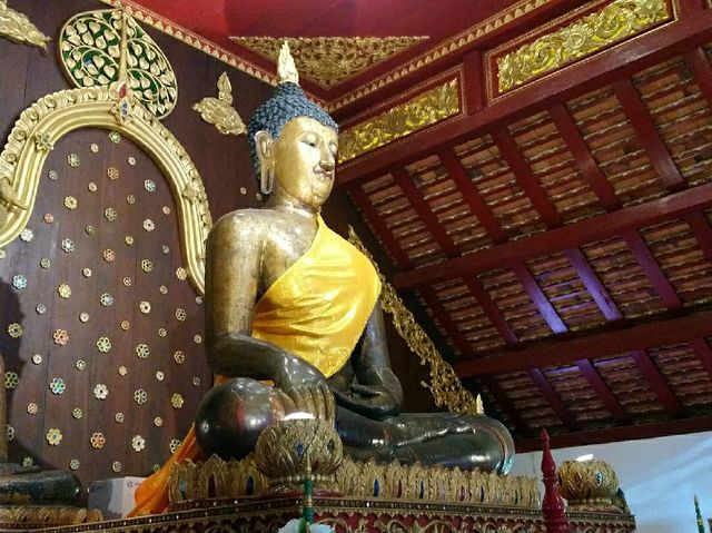 ไหว้พระชมความงาม..วัดพระแก้ว เชียงราย