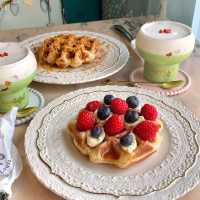 Lovely Tea Time at Salon de Louis