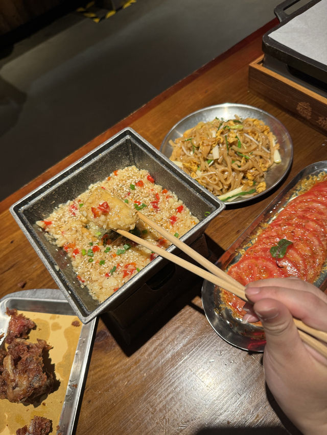 周日探店｜深圳很受年輕人喜愛的火爆的烤串破店
